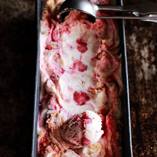 Cheesecake Strawberry Ice Cream