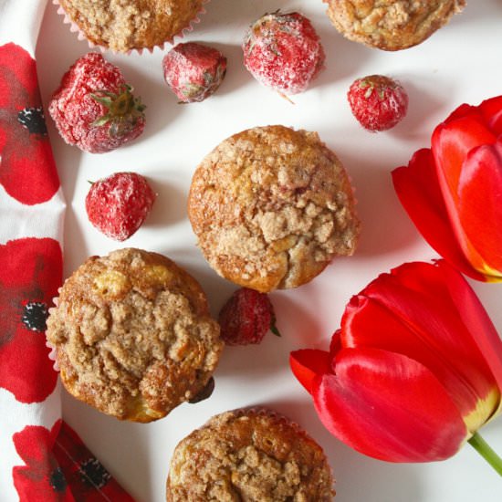Strawberry Cheesecake Muffins
