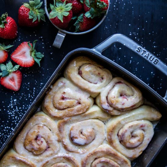 Strawberry Cinnamon Rolls