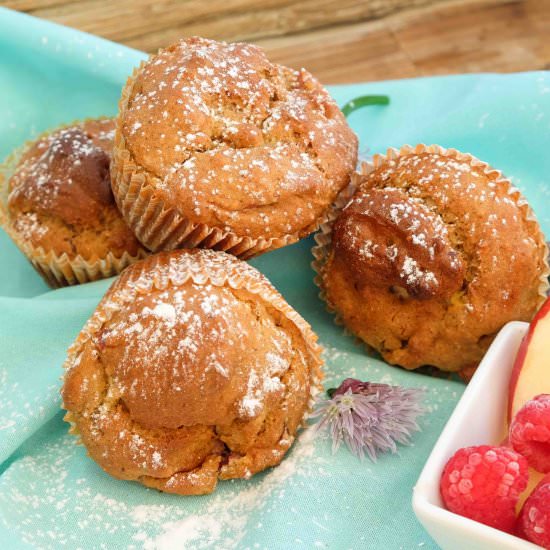 Quick & Easy Apple Cinnamon Muffins