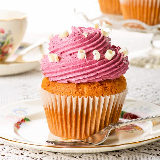 White Chocolate Cupcakes