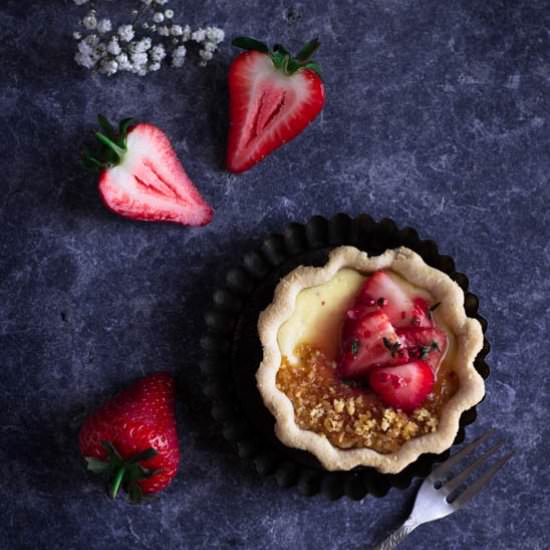 Ricotta and strawberry tartlets