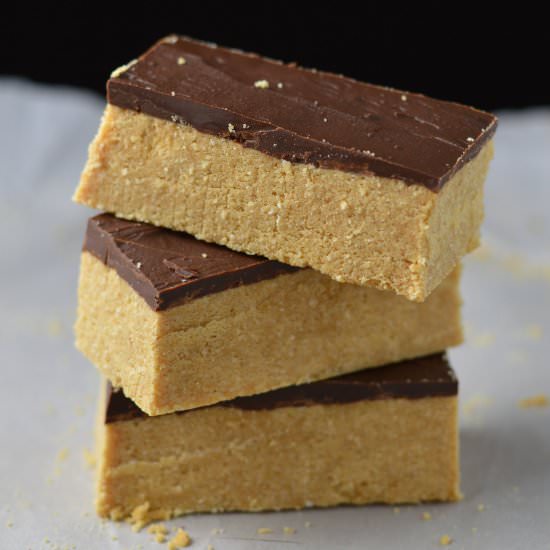 Chocolate Peanut Butter Protein Bar