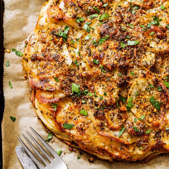 Baked Garlic Parmesan Potato Cake