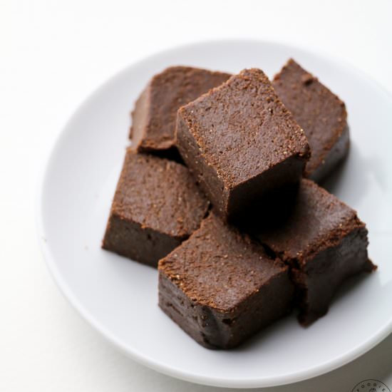 Healthy Nutella Fudge