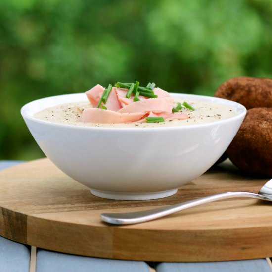 Easy Creamy Ham and Potato Soup