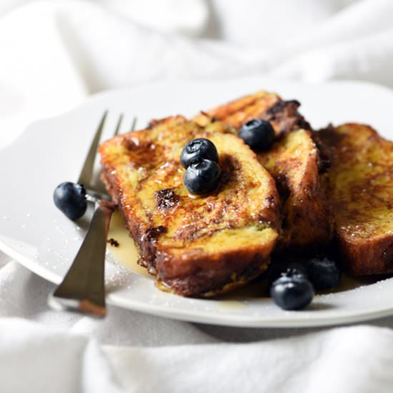 CHOCOLATE CHALLAH FRENCH TOAST
