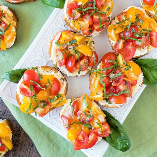 Tomato & Whipped Feta Crostini