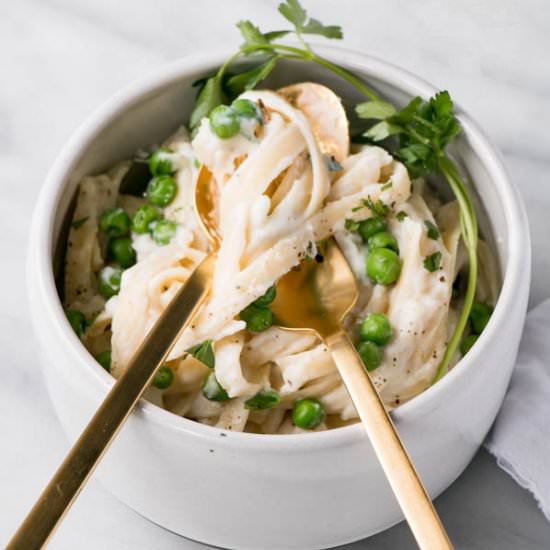 Cauliflower Alfredo with Peas