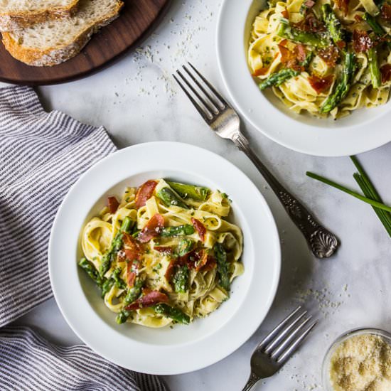 Fettuccine Alfredo with Asparagus
