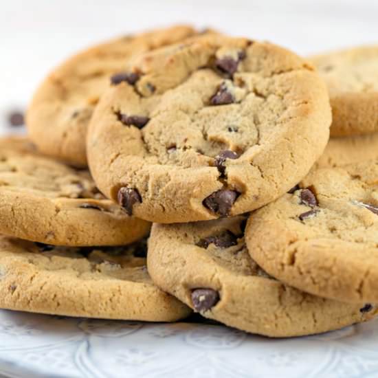 Soft & Chewy Chocolate Chip Cookies