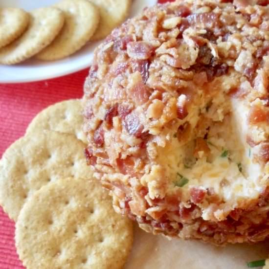 Make a Bacon Cheddar Cheese Ball