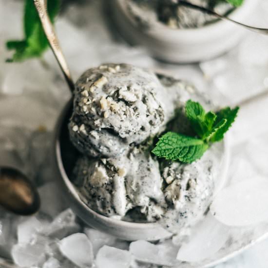 4-Ingredient No-Churn Black Sesame