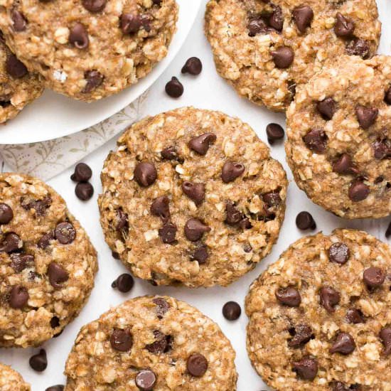 Chocolate Chip Banana Oat Cookies