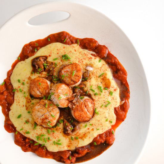 Scallops with Gouda Grits