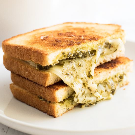 Pesto Grilled Cheese Sandwich