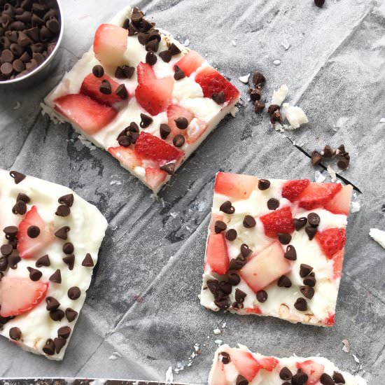 Healthy Greek Yogurt Bark