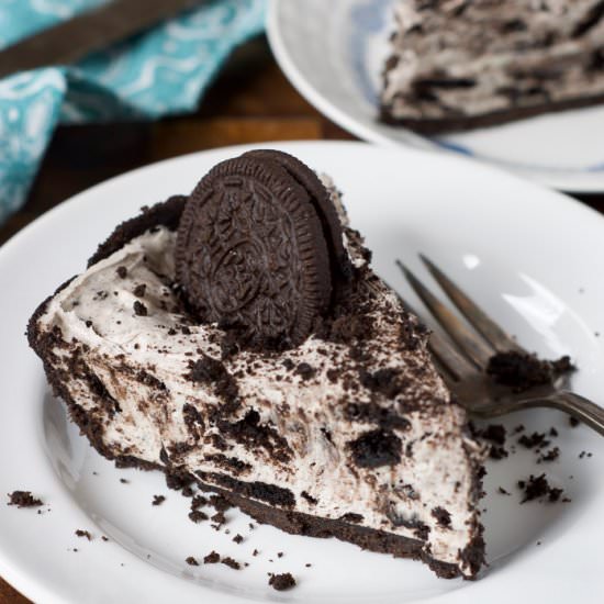 Easy Dairy Free Oreo Cheesecake
