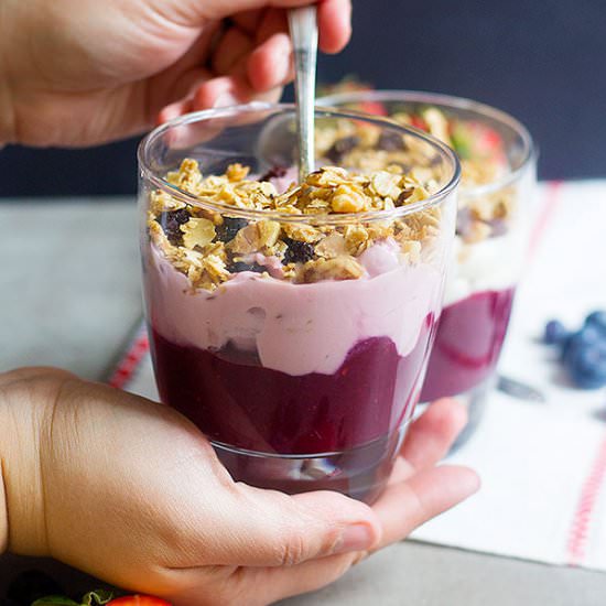 Mixed Berry Granola Parfait