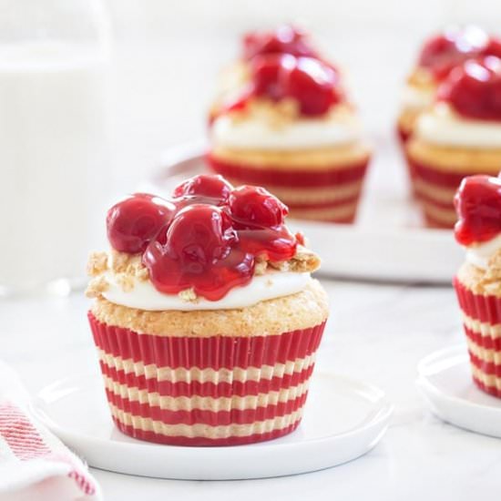 Cherry Cheesecake Cupcakes