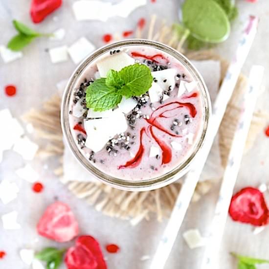 Strawberry Matcha Super Smoothie