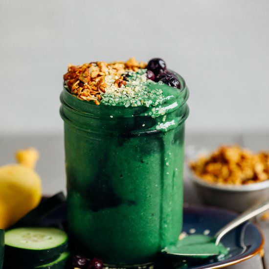 Super Green Spirulina Smoothie
