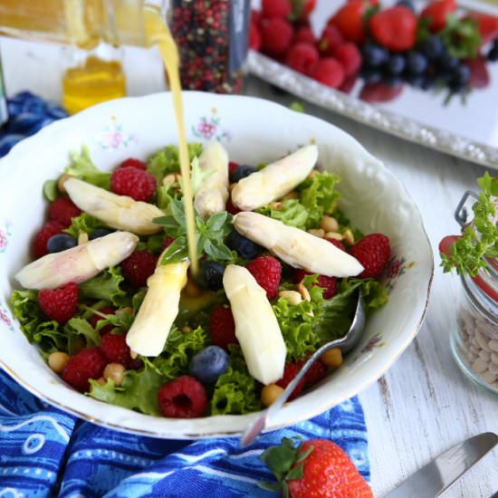 Spring Salad with Flaxseed Oil Vinaigrette