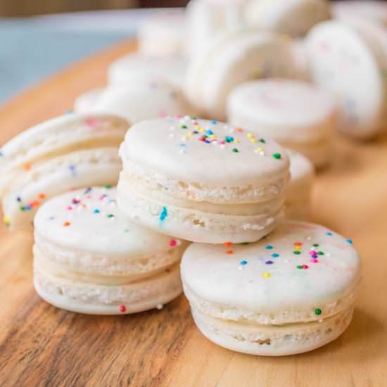 Funfetti Macarons