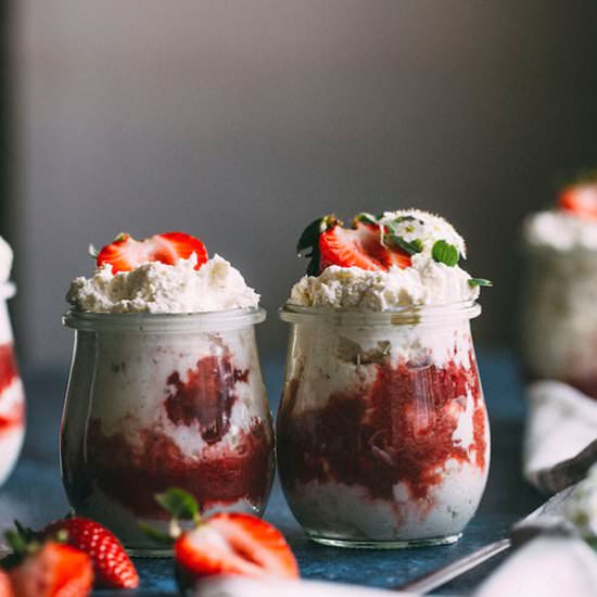 Strawberry Vanilla Bean Fool