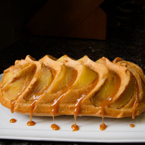 Swirled Apple Vanilla Bean Cake