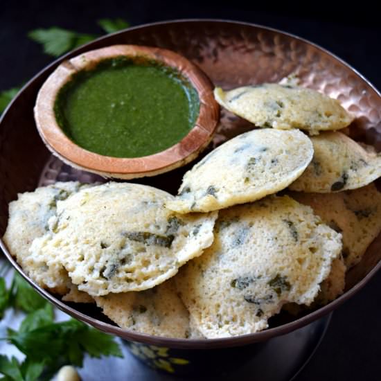 Oil Free Bulgur Wheat Spinach Idli