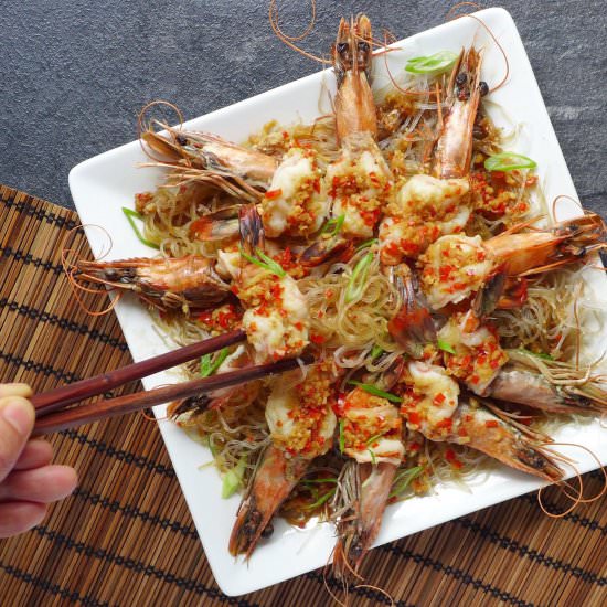Garlic prawns with vermicelli