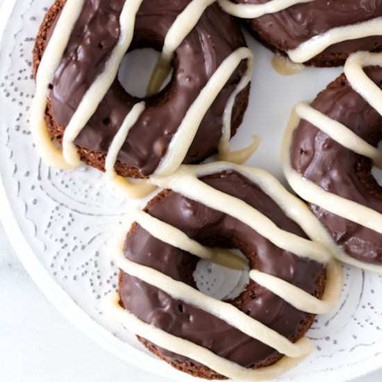 Baked Chocolate Chia Seed Donuts
