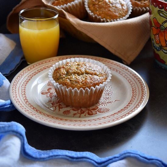 Lemon Poppy Seed Buttermilk Muffins