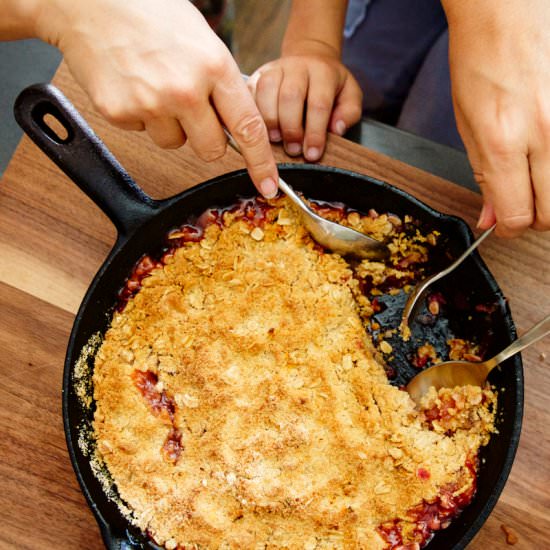 Apple Rhubarb Chili Crisp