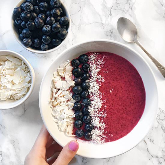 Healthy Raspberry Chia Pudding