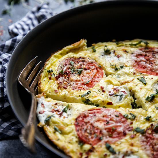 Caprese Frittata Pizza