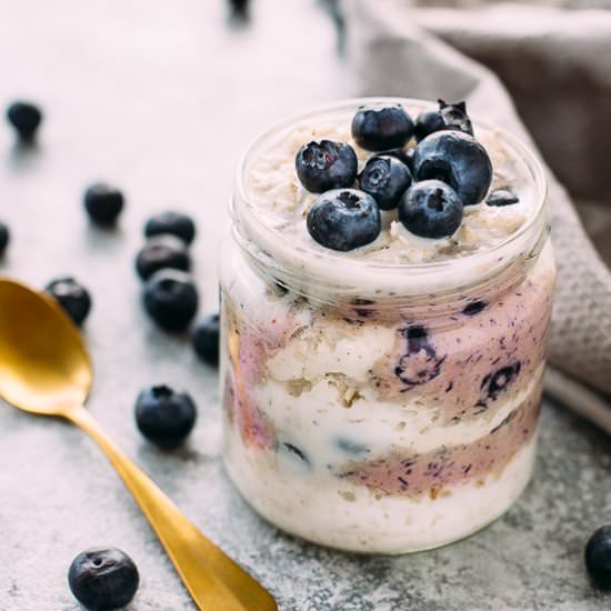Blueberry cream cheese oats
