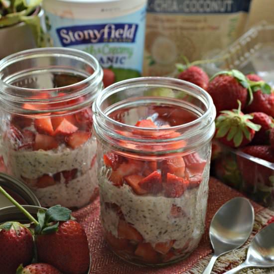 Strawberry Overnight Oats