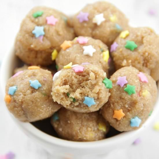 No-Bake Cake Batter Bites