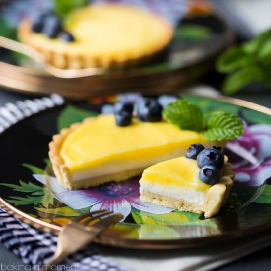Lemon Cheesecake Tarts