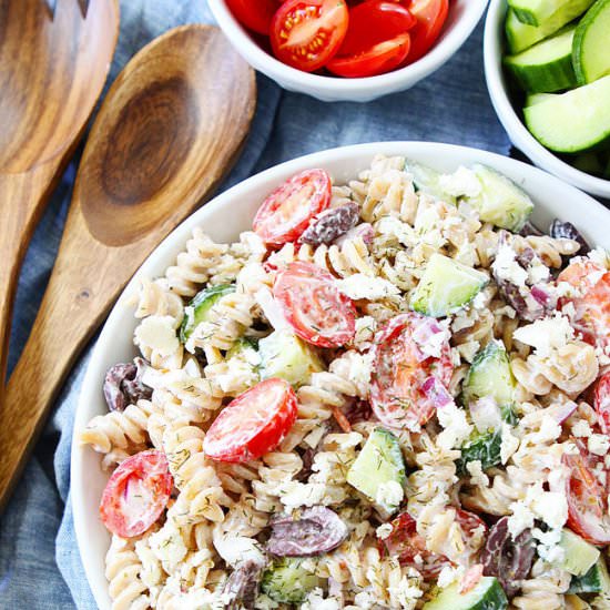 Creamy Greek Pasta Salad