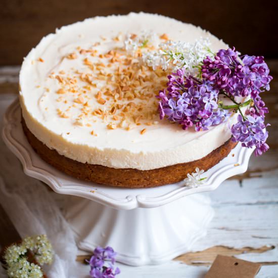 Rhubarb and Vanilla Cream Cake