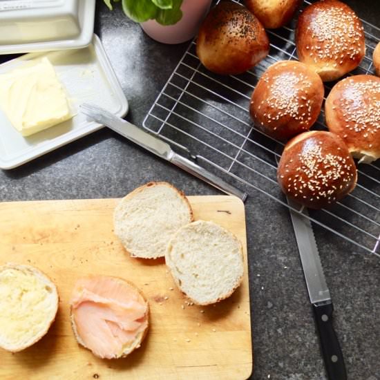 Easy Yoghurt Bread Rolls