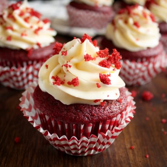 red velvet cupcakes