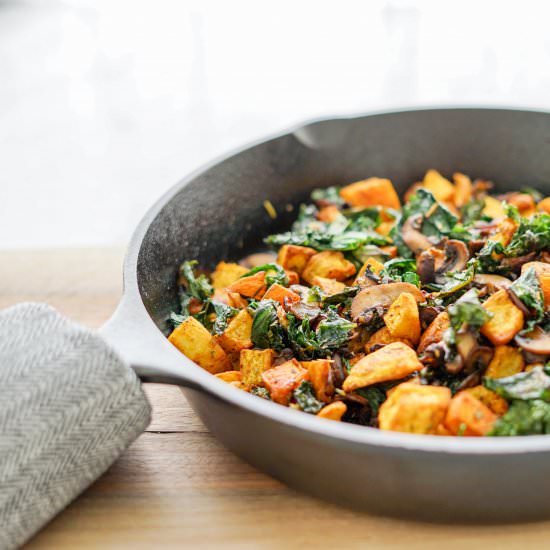 Potato, Mushroom and Kale Skillet