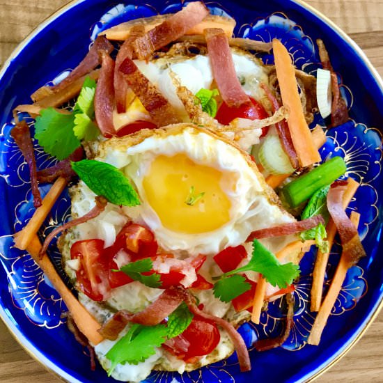 Fried Eggs n Bacon Breakfast Salad