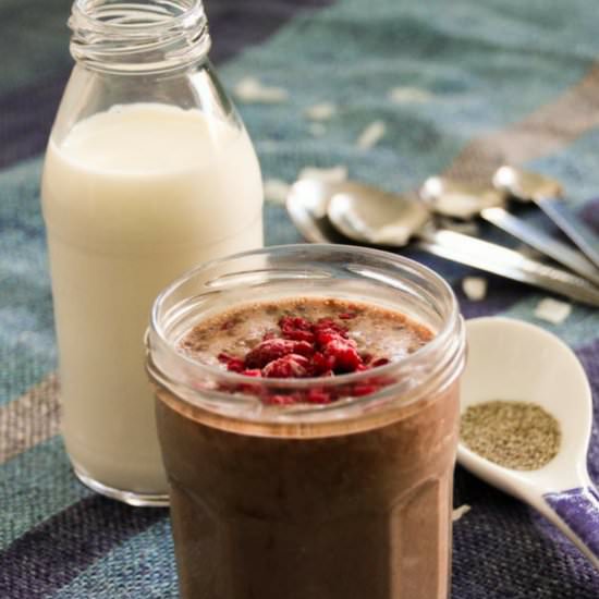 Low-Carb Chocolate Chia Pudding