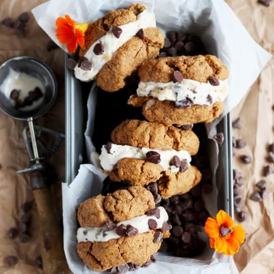 Almond Butter Cookies