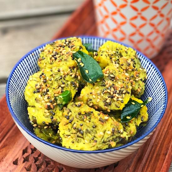 Methi Muthiya